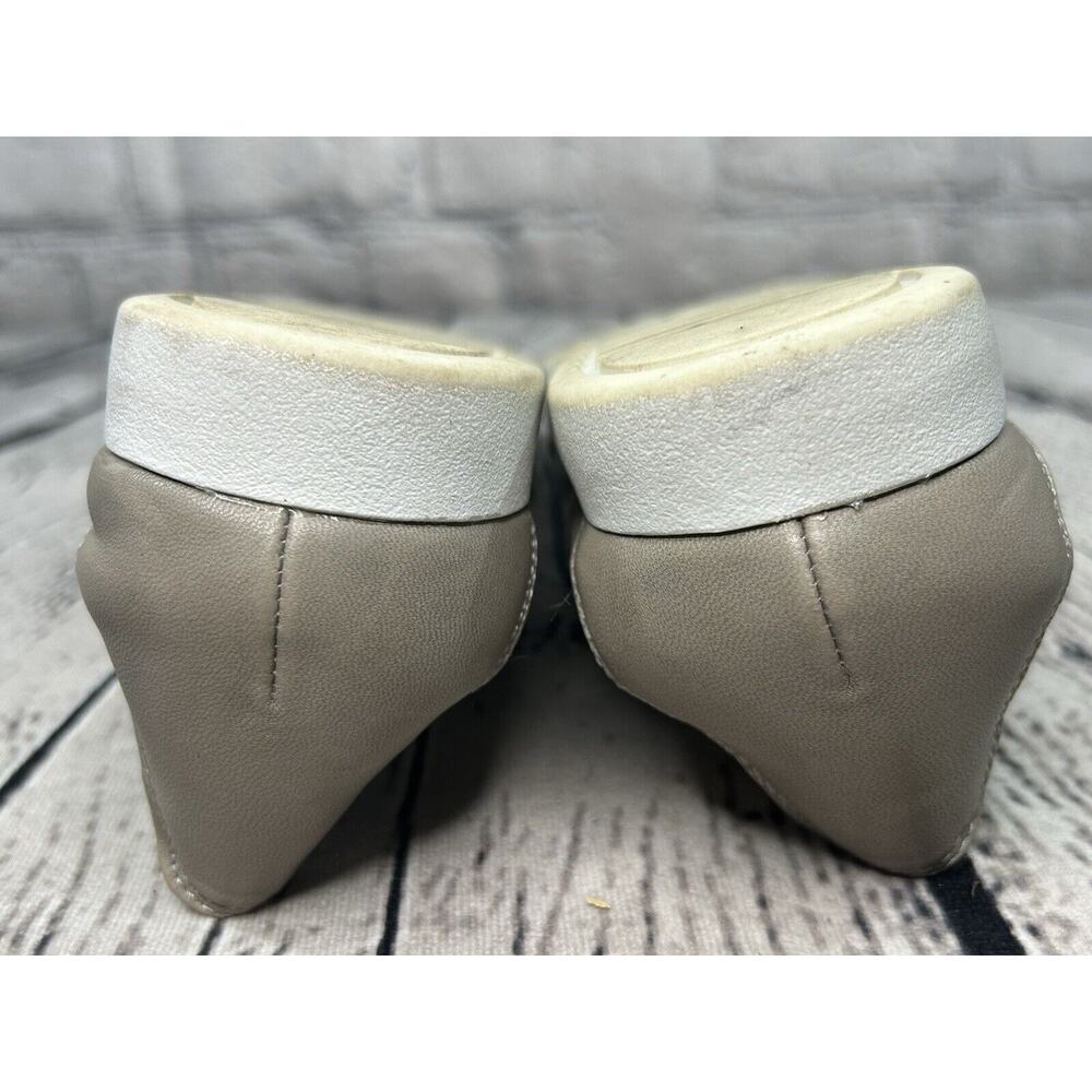 G.H. BASS & CO. Pippa Suede Leather Perfed Mary Jane Flats Slip On Size 8.5M - Picture 11 of 11